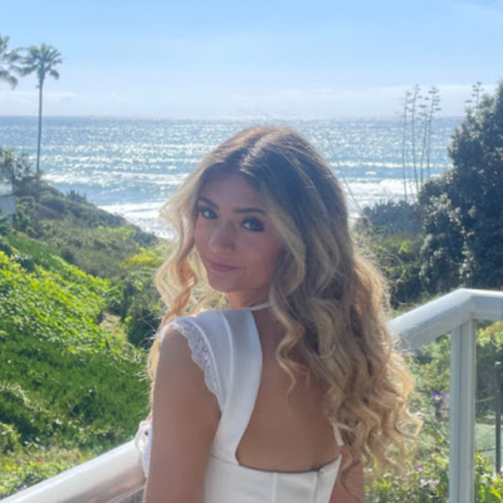 Meet your Posher, Marissa